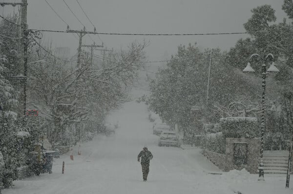 Αλλάζει απότομα ο καιρός: Πλησιάζει ψυχρό μέτωπο με έντονα φαινόμενα - Ποιες περιοχές θα επηρεάσει