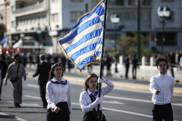 25η Μαρτίου: Ισχυρή σύσταση του υπουργείου Υγείας για μάσκες στις παρελάσεις