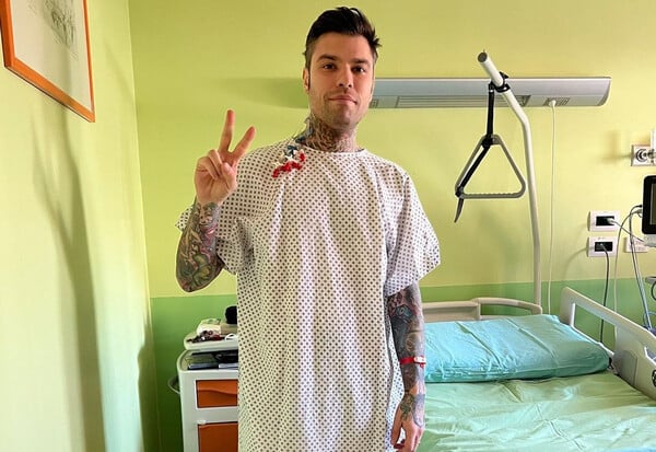 Ο Fedez στο χειρουργείο