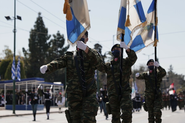 Greece celebrates March 25: The big military parade in Syntagma