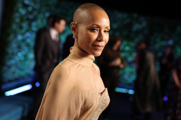 What Is Alopecia? Jada Pinkett Smith’s Hair-Loss Condition at the Center of the Oscars Confrontation