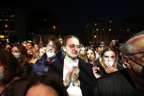 Φοίβος Δεληβοριάς: Τραγουδήσαμε όλοι κατά της εισβολής του Πούτιν στην Ουκρανία