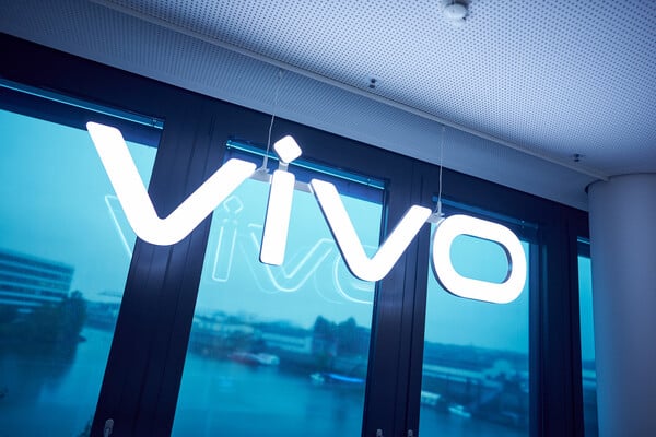 vivo Smartphones: H Ελλάδα υποδέχεται την κορυφαία τεχνολογία και αισθητική των Κινητών Συσκευών vivo