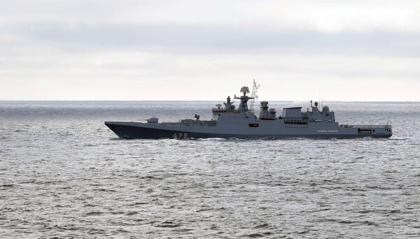 Αναφορές για ουκρανικό χτύπημα στη ρωσική φρεγάτα Admiral Makarov
