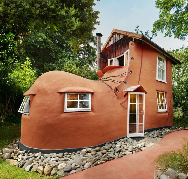 Airbnb Is Giving Out Million To Those Who Can Design The Craziest Houses