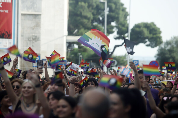 Thessaloniki Pride: Χρώματα, ουράνια τόξα και υπερηφάνεια με σύνθημα το «Μάθημα Αποδοχής»