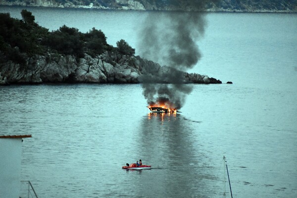 Έκρηξη σε σκάφος στην Αργολίδα - Δύο γυναίκες στο νοσοκομείο