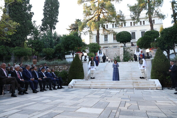 Η μεγάλη δεξίωση στο Προεδρικό Μέγαρο για την 48η Επέτειο Αποκατάστασης της Δημοκρατίας