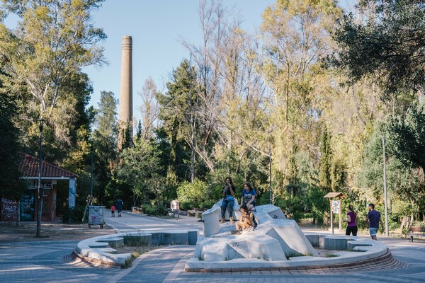 Μια ζεστή μέρα στο Άλσος Αιγάλεω-Μπαρουτάδικο