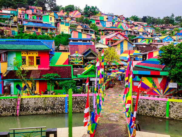 Ταϊβάν: Βανδάλισαν το Rainbow Village, δημοφιλή τουριστικό προορισμό - Επειδή δεν τους ανανέωσαν τη σύμβαση