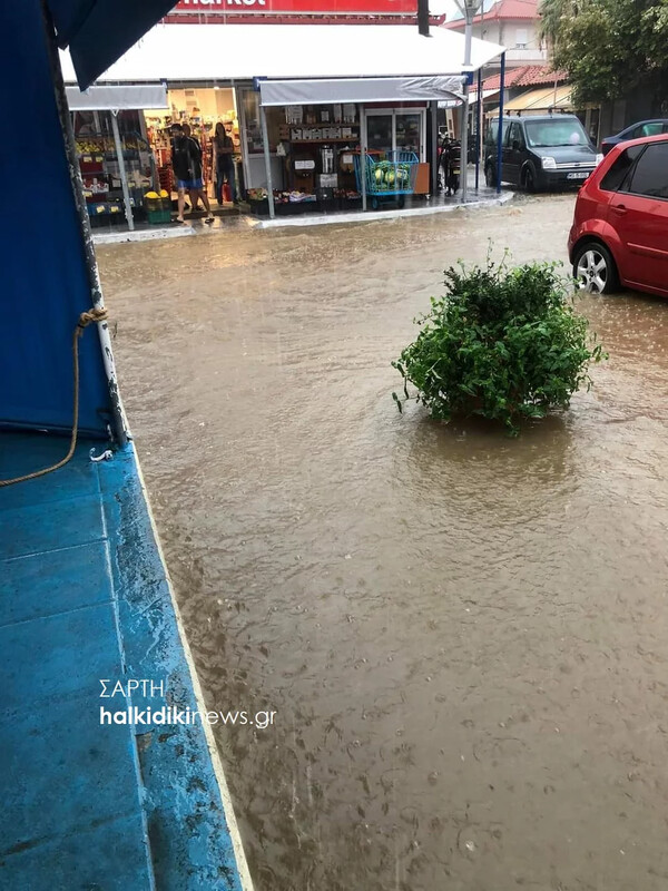 Προβλήματα από την κακοκαιρία- Συνεχίζεται σήμερα, πού αναμένονται επικίνδυνα φαινόμενα