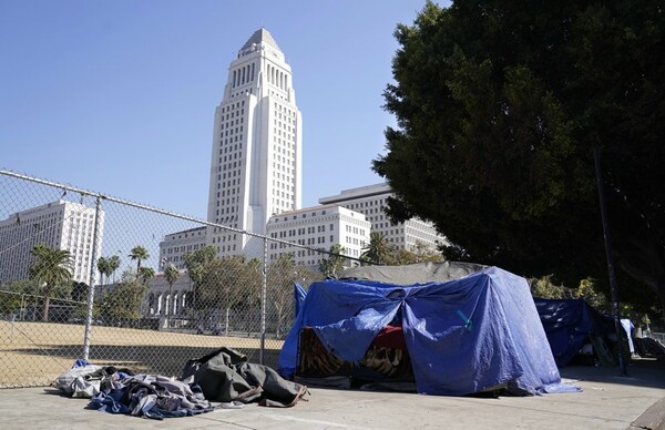 Το Λος Άντζελες ακυρώνει τον όρο «άστεγος»