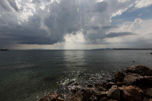 Συννεφιά στη θάλασσα