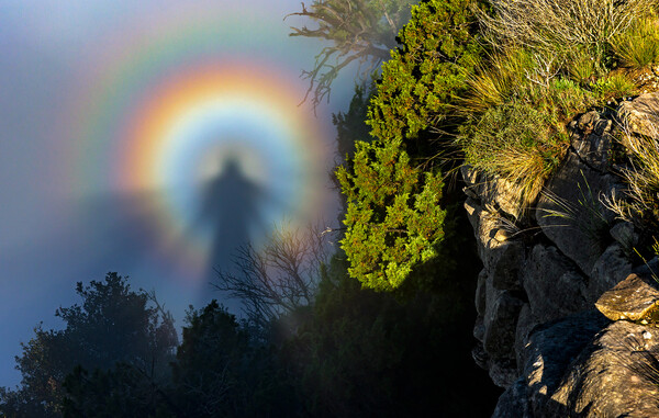 Weather Photographer of the Year: Μαγικά ουράνια τόξα, κεραυνοί και ακραία καιρικά φαινόμενα