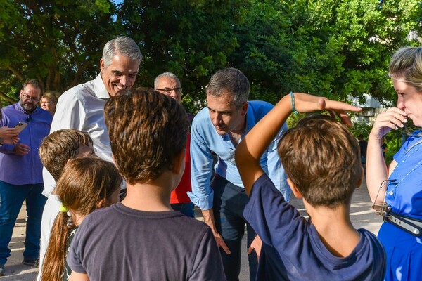 Διπλή αισθητική και λειτουργική παρέμβαση στη γειτονιά του Μετς