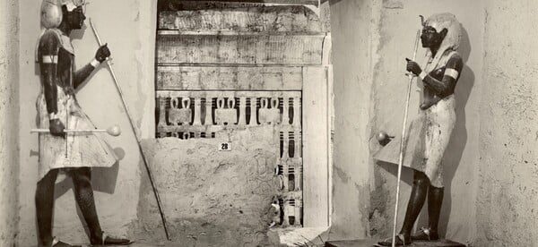 Τουταγχαμών: Πώς ανακαλύφθηκε ο τάφος του πριν από 100 χρόνια- Η ιστορία του άγνωστου καλλιτέχνη που δεν αναγνωρίστηκε ποτέ