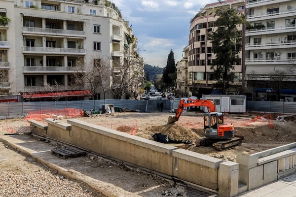 Κολωνάκι: Κυκλοφοριακές ρυθμίσεις όλο το Νοέμβριο λόγω των έργων του μετρό