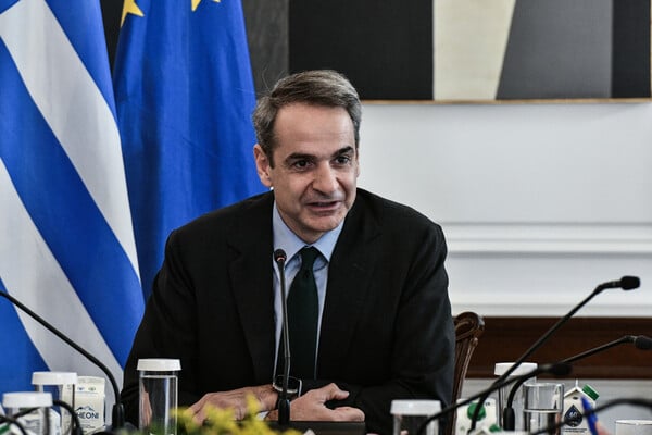 Ο Μητσοτάκης σχολίασε για ντολμαδάκια στο Luben