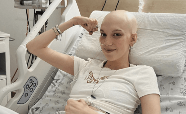 Influencer Elena Huelva fighting rare form of bone cancer bids farewell to followers in emotional video