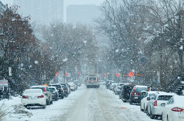 Schools close and trains cancelled amid further warnings of snow and ice Updated 