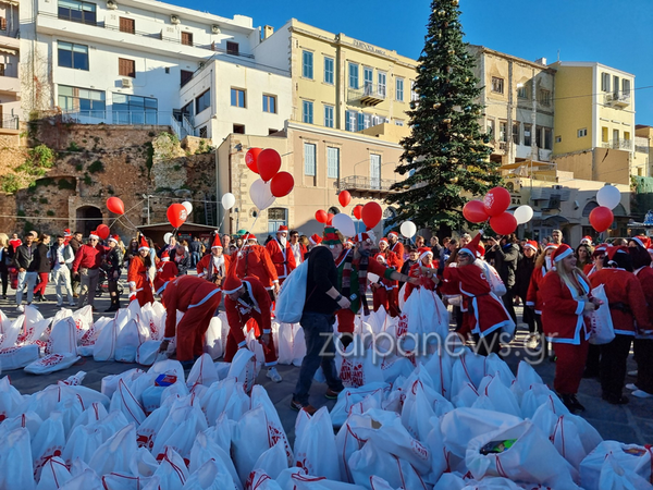 Santa Run Chania 2022: Μικροί και μεγάλοι Αγιοβασίληδες γέμισαν το λιμάνι