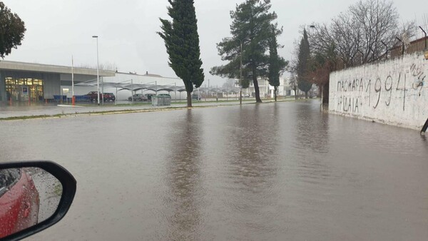 Καιρός-Αφήνει πίσω της πολλά προβλήματα η κακοκαιρία στη Βόρεια Ελλάδα 