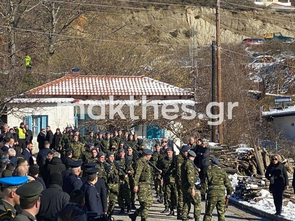 Πτώση F-4: Θλίψη στο «τελευταίο αντίο» στον Στάθη Τσιτλακίδη - «Ήσουν πάντα ένας ήρωας»