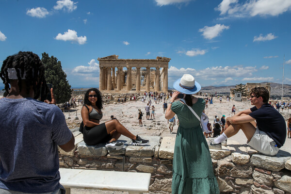 Ακρόπολη τουρισμός