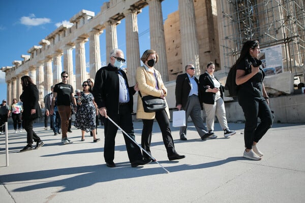 Ακρόπολη αναπηρια