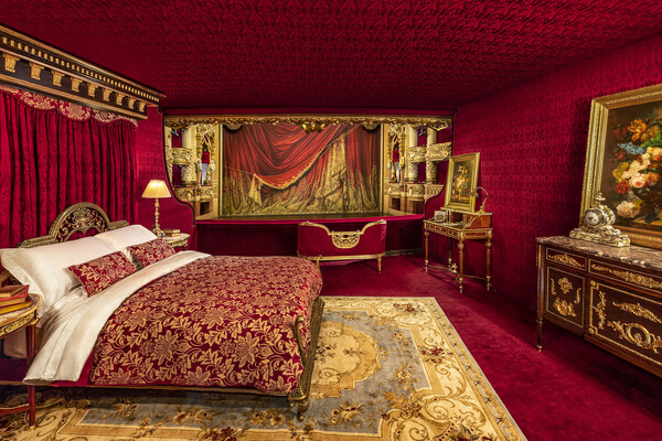 Airbnb offers 'Phantom of the Opera'-themed stay at Palais Garnier in Paris