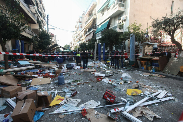 Αιγάλεω: Έκρηξη σε κατάστημα με φιάλες υγραερίου - Δύο τραυματίες