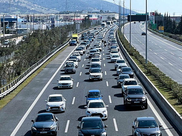 Κίνηση στους δρόμους