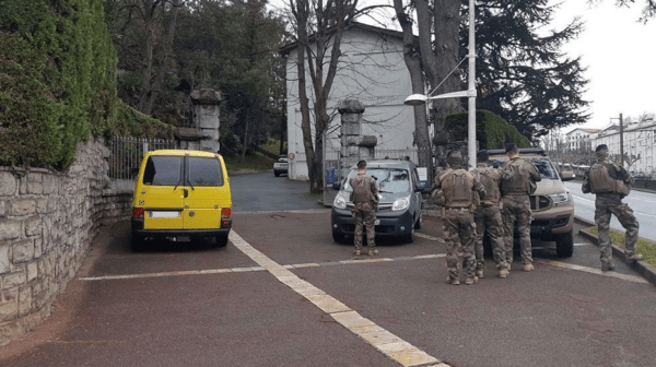 Γαλλία: Έφηβος μαχαίρωσε και σκότωσε καθηγήτρια- Της επιτέθηκε μέσα στην τάξη