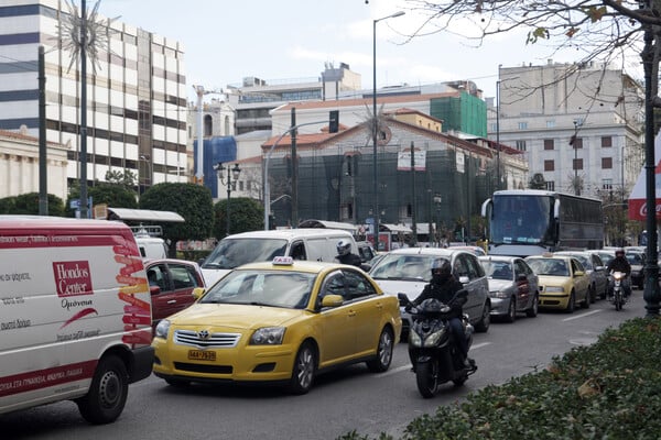 Στο «κόκκινο» η κίνηση στον Κηφισό -Πού υπάρχουν προβλήματα