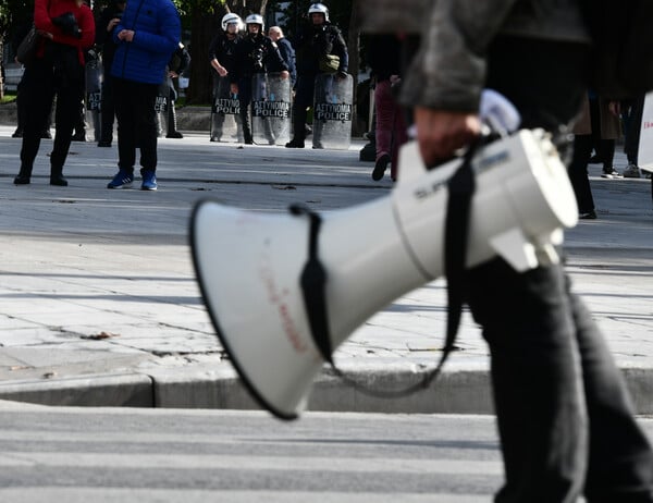 ΑΥΡΙΟ-Απεργία για το δυστύχημα στα Τέμπη σε ΜΜΜ, σχολεία, πλοία, δημόσιο- Οι ώρες που κινούνται μετρό και ηλεκτρικός