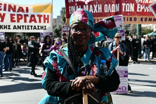 H oργή, ο παλμός, τα συνθήματα μιας μεγαλειώδους διαδήλωσης