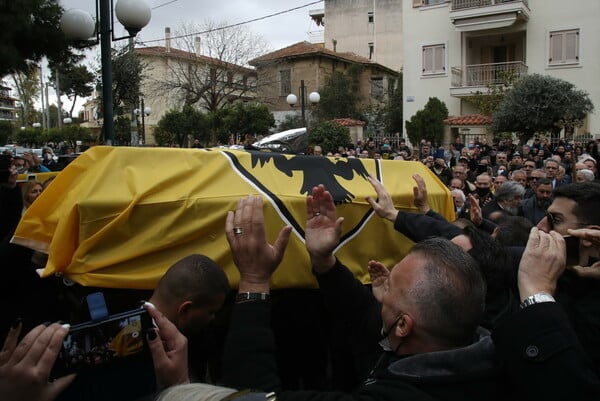 Κηδεία Παπαιωάννου φωτό