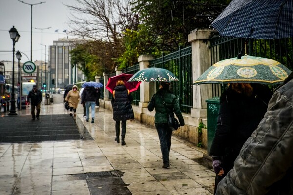 Ο καιρός σήμερα: Ξεκίνησε η κακοκαιρία Ilina- Βροχές κατηγορίας 4 και ισχυροί άνεμοι