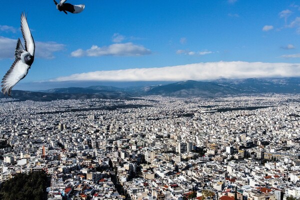 Καιρός: Νεφώσεις τοπικές βροχές και άνοδος θερμοκρασίας σήμερα