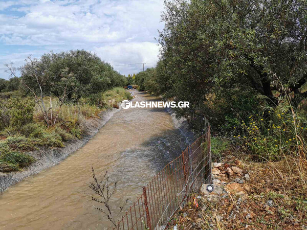 Χανιά: 18χρονος οδηγός παρασύρθηκε από χείμαρρο - «Πνίγομαι, βοήθεια»