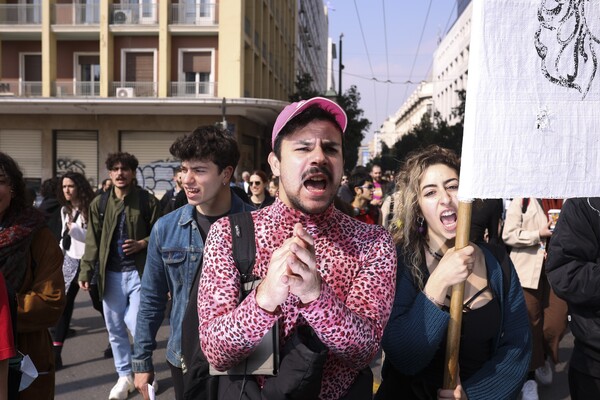 Καλλιτέχνες: 