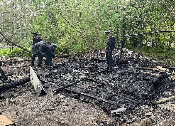 Ανήλικοι περιέλουσαν 11χρονο με βενζίνη, τον κλείδωσαν σε αποθήκη και τον έκαψαν: «Τον ζήλευαν λόγω τζούντο»