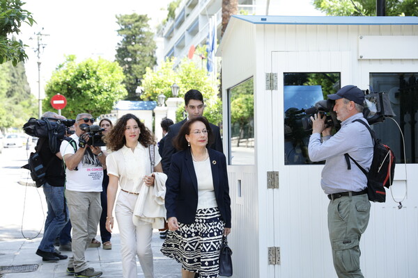 Έγινε η ορκωμοσία των νέων μελών της υπηρεσιακής κυβέρνησης