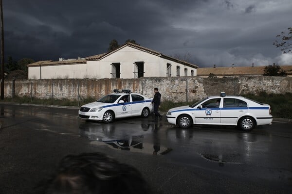 Κοζάνη: 49χρονος επιτέθηκε σε πολίτη με ξίφος και έριξε βέλη σε αστυνομικούς