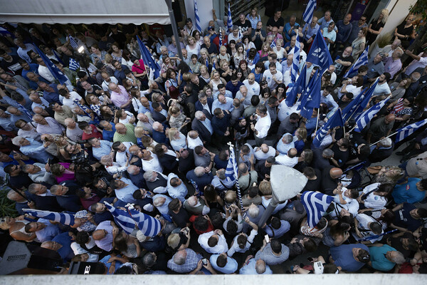 Κυριάκος Μητσοτάκης: Ας αφήσουμε την Εκκλησία μακριά από τα της πολιτικής