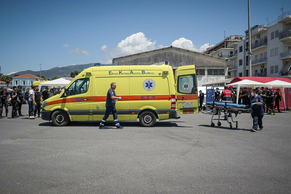 Ναυάγιο στην Πύλο: Ανακρίνονται τρία άτομα, αναφορές ακόμα και για 700 επιβαίνοντες -