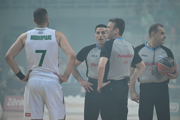 Basket League: Διακοπή στο Παναθηναϊκός - Ολυμπιακός λόγω καπνογόνων