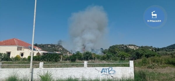 Φωτιά στη Ρόδο- Κοντά σε οικισμό