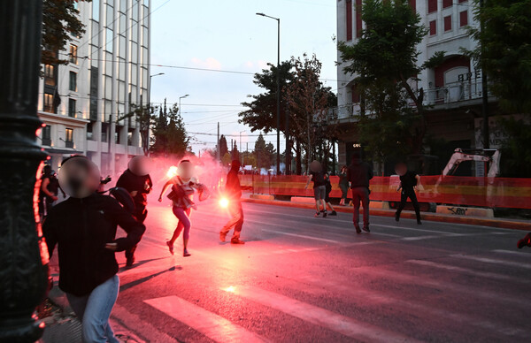 Ναύαγιο στην Πύλο: Κακουργηματική δίωξη στους συλληφθέντες για τα επεισόδια στην Αθήνα