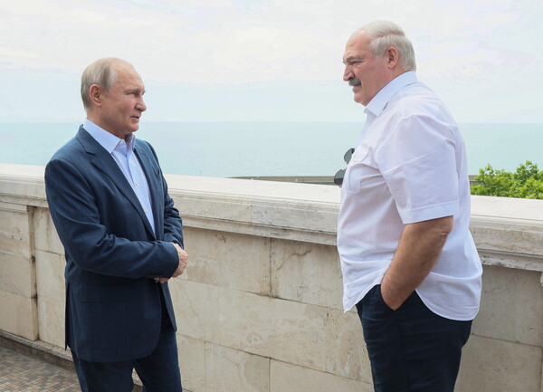 Ο Πούτιν ευχαρίστησε τον Λουκασένκο για τη διαμεσολάβηση στην κρίση με την Wagner 